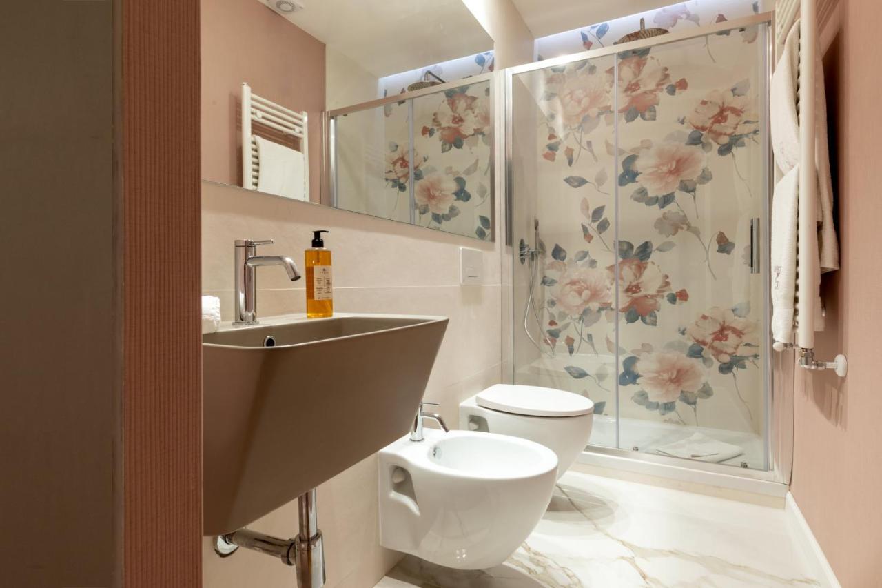 Casavignoni Luxury Apartment Near To Spanish Step Roma Exterior foto